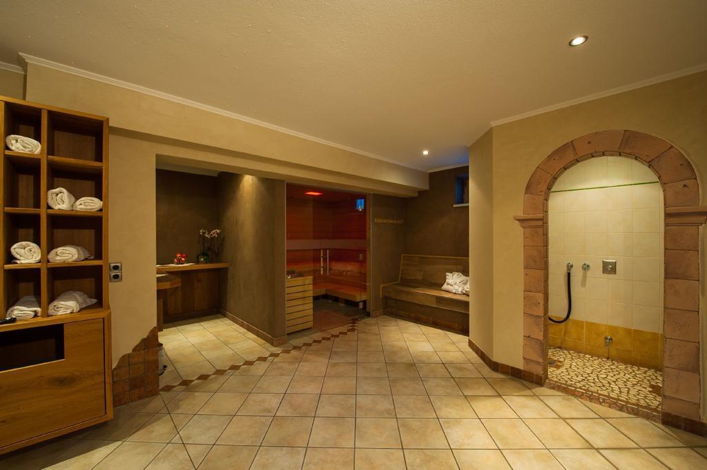 Rustika - Appartements & Spa Ehrwald Eksteriør bilde