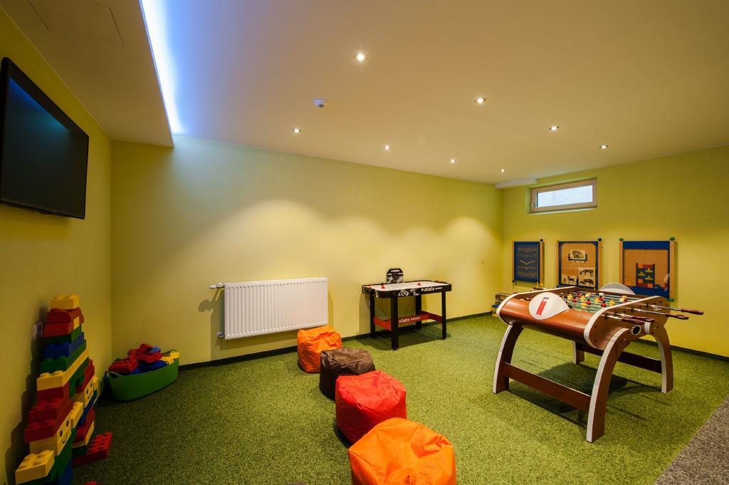 Rustika - Appartements & Spa Ehrwald Eksteriør bilde