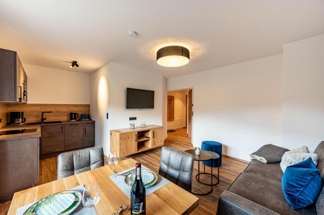 Rustika - Appartements & Spa Ehrwald Eksteriør bilde