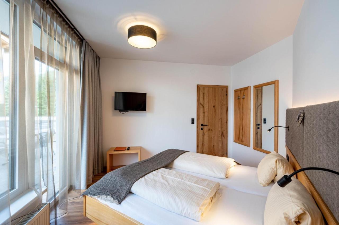 Rustika - Appartements & Spa Ehrwald Eksteriør bilde