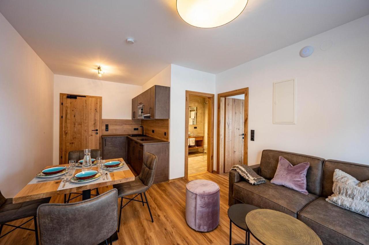 Rustika - Appartements & Spa Ehrwald Eksteriør bilde