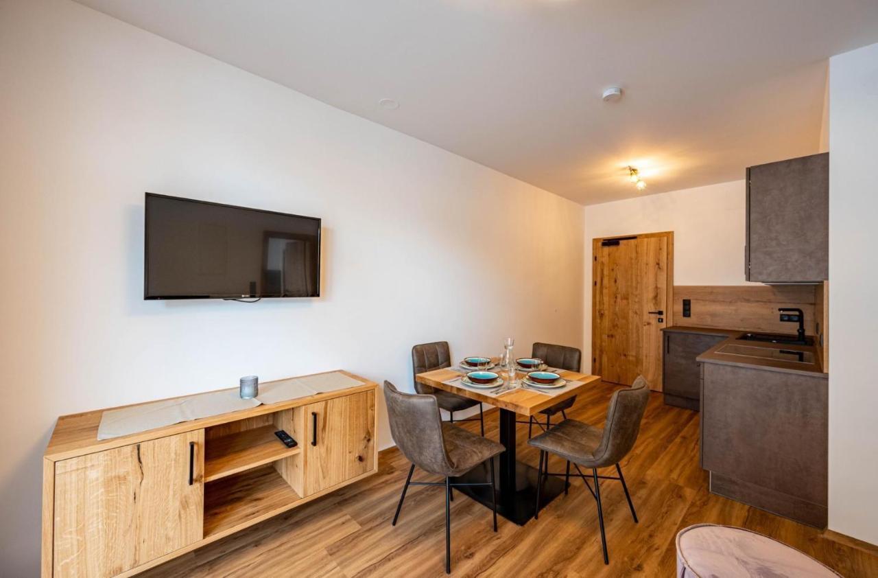 Rustika - Appartements & Spa Ehrwald Eksteriør bilde