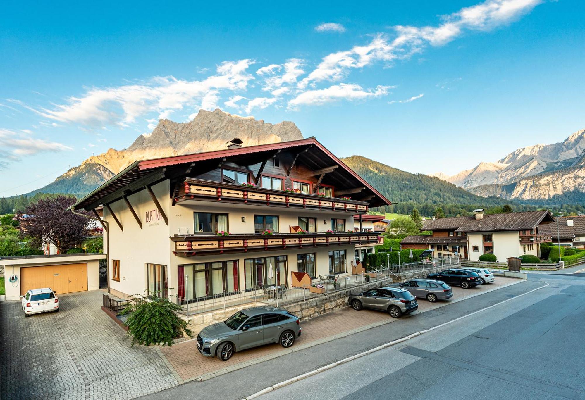 Rustika - Appartements & Spa Ehrwald Eksteriør bilde