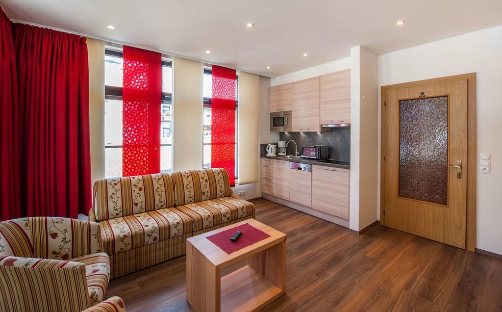 Rustika - Appartements & Spa Ehrwald Eksteriør bilde