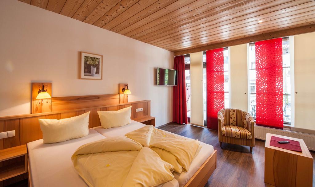 Rustika - Appartements & Spa Ehrwald Eksteriør bilde