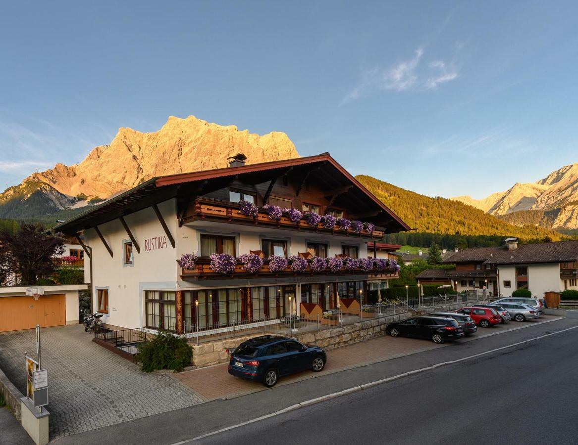Rustika - Appartements & Spa Ehrwald Eksteriør bilde